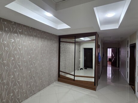 Kirayə 3 otaqlı mənzil, 120 m², Nizami: 950 ₼/ay 4