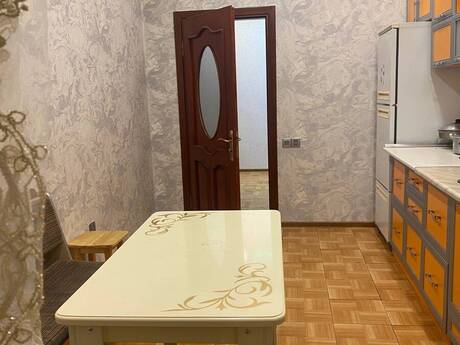 3 otaqlı mənzil, 90 m², Neftçilər: 250 000 ₼ 3