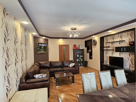 Elan №6400574 - Bakı, Nizami m., 3 otaqlı, 133 m², 5/18 mərtəbə