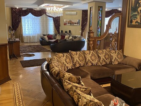 4 otaqlı mənzil, 246 m², 28 May: 980 000 ₼ 5