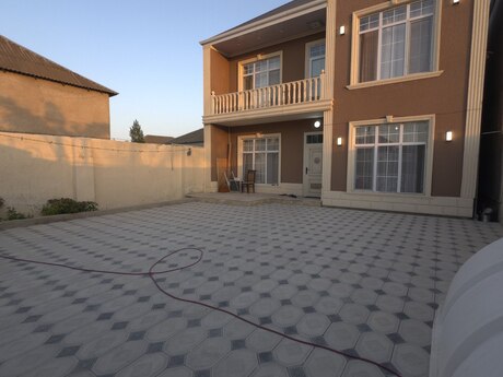 4 otaqlı həyət evi, 150 m², Binə: 162 500 ₼ 2