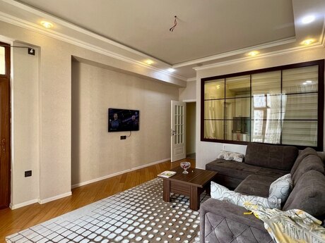 2-room apartment, 72 m², İnşaatçılar: 182 000 ₼ 2