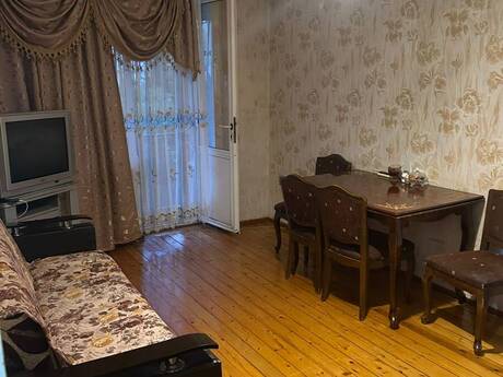 Elan №6400722 - Bakı, İnşaatçılar m., 2 otaqlı, 45 m², 5/5 mərtəbə