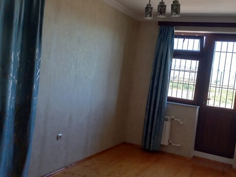 3-room apartment for rent, 83,5 m², Sahil: 380 ₼/mo 3