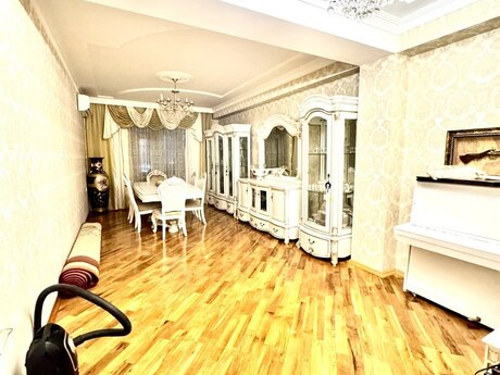 4 otaqlı mənzil, 160 m², Qara Qarayev: 350 000 ₼ 4