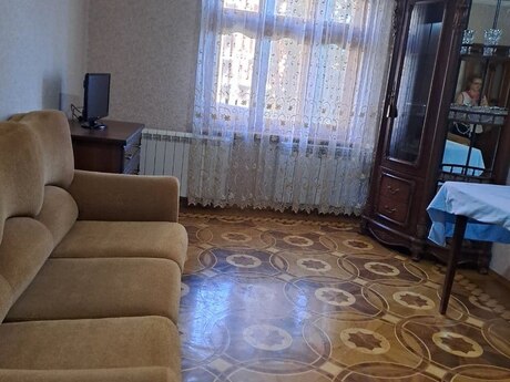 Elan №6400814 - Bakı, Massiv V q., 2 otaqlı, 60 m², 4/9 mərtəbə