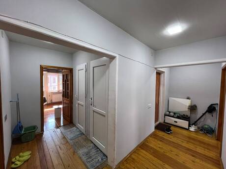 4 otaq · 105 m² · 4/5 mərtəbə, Həzi Aslanov