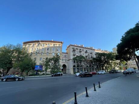 Elan №6400878 - Bakı, Nizami m., 4 otaqlı, 120 m², 3/5 mərtəbə