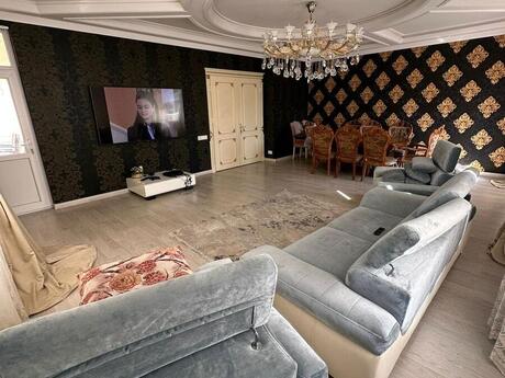 5 rooms · 250 m² · floor 7/12, Azadlıq Prospekti