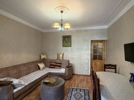 2 otaqlı mənzil, 60 m², Bakıxanov: 150 000 ₼ 2