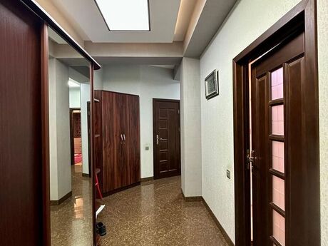 3-room apartment for rent, 118 m², Memar Əcəmi: 800 ₼/mo 5