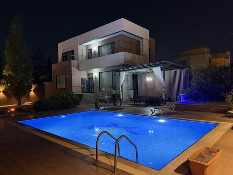 Сдаётся 4-комнатный дом, Nardaran, 350 м², 1 500 AZN/мес, фото 2 / 12