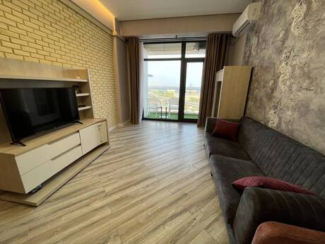3 rooms · 93 m² · floor 11/17, Boulevard Residence