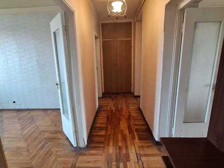 Объявление №6401013 - Баку, м. Халглар Достлугу, 3-комн., 80 м², 5/5 этаж