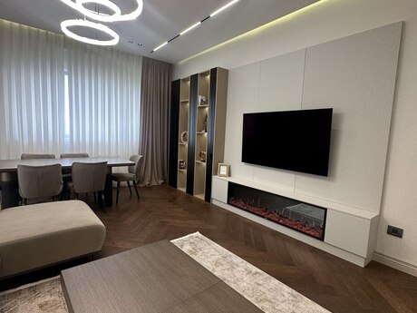 4-комнатная квартира, 157 м², Ağ şəhər: 870 000 ₼ 2