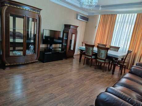 Kirayə 3 otaqlı mənzil, 125 m², Nəriman Nərimanov: 999 ₼/ay 3