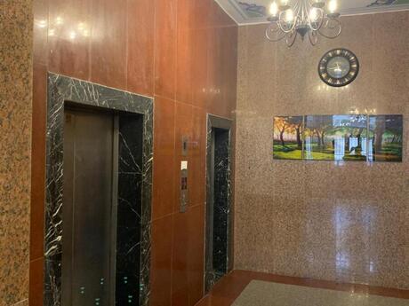 3 otaqlı mənzil, 135 m², 28 May: 460 000 ₼ 2