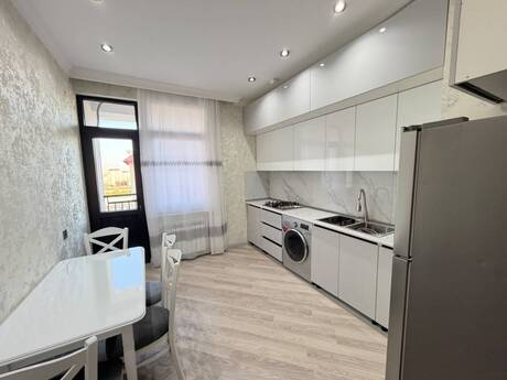 3-room apartment for rent, 86 m², İnşaatçılar: 850 ₼/mo 3