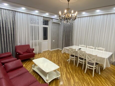Объявление №6401208 - Баку, м. Нариман Нариманов, 2-комн., 110 м², 5/13 этаж