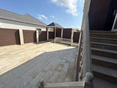 4 otaqlı həyət evi, 130 m², Binə: 115 000 ₼ 4