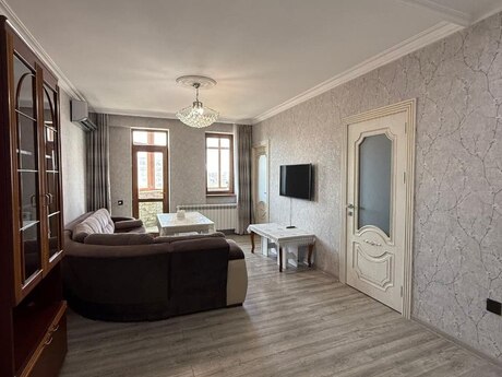 Elan №6401203 - Bakı, Bakıxanov q., 2 otaqlı, 68 m², 13/19 mərtəbə