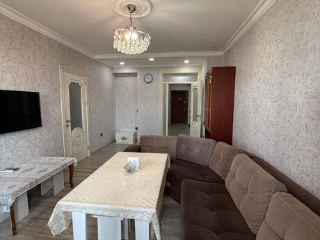 2-room apartment, 68 m², Bakıxanov: 132 900 ₼ 2