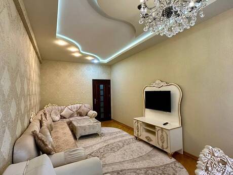 Kirayə 3 otaqlı mənzil, 127 m², Memar Əcəmi: 900 ₼/ay 2