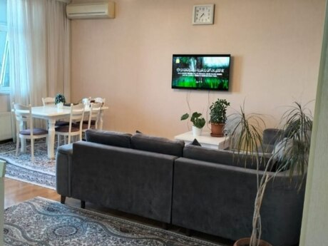 3 otaqlı mənzil, 76,7 m², Qara Qarayev: 215 000 ₼ 2