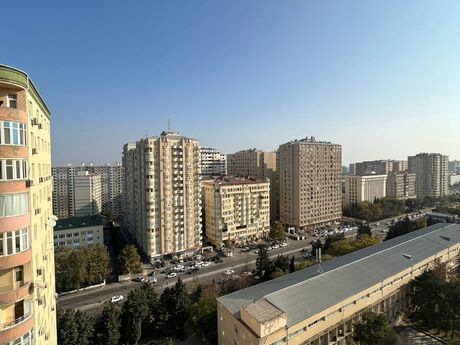 3 otaqlı mənzil, 167 m², 20 Yanvar: 357 000 ₼ 2
