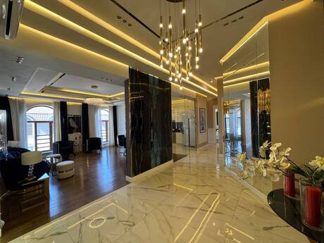 3-комнатная квартира, 135 м², Neftçilər: 295 000 ₼ 2