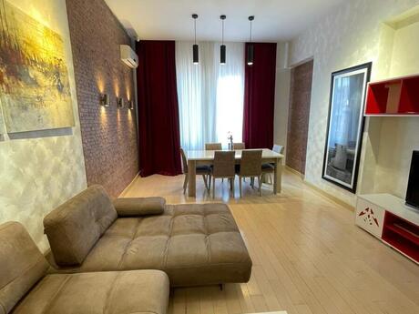 Kirayə 3 otaqlı mənzil, 140 m², Nəsimi: 1 700 ₼/ay 2