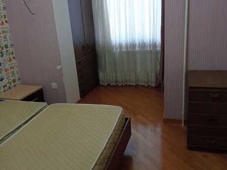 Kirayə 4 otaqlı mənzil, 100 m², 8 Noyabr: 900 ₼/ay 3