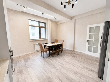 3 otaqlı mənzil, 130 m², Elmlər Akademiyası: 485 000 ₼ 2