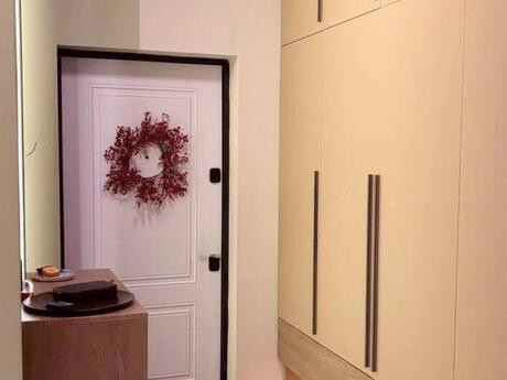 3 otaqlı mənzil, 94 m², İnşaatçılar: 300 000 ₼ 4