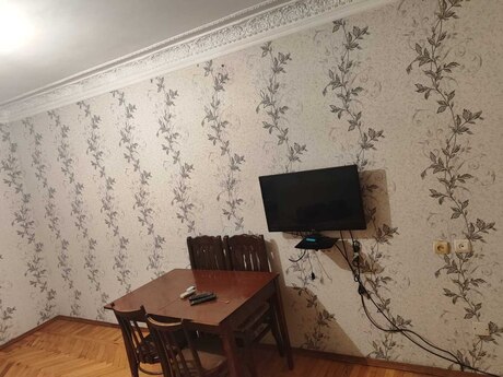 Kirayə 3 otaqlı mənzil, 70 m², Neftçilər: 600 ₼/ay 2