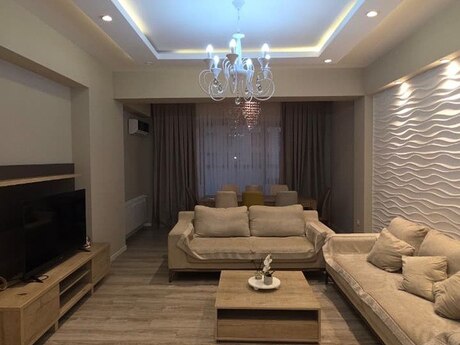 Elan №6401742 - Bakı, Şah İsmayıl Xətai m., 3 otaqlı, 100 m², 10/19 mərtəbə