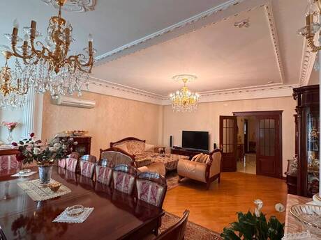 4-room apartment, 186 m², Şah İsmayıl Xətai: 480 000 ₼ 3