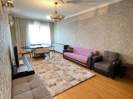 Kirayə 2 otaqlı mənzil, 90 m², 8 Noyabr: 700 ₼/ay 2