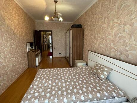 Kirayə 2 otaqlı mənzil, 90 m², 8 Noyabr: 700 ₼/ay 3