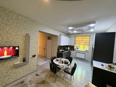 7 otaqlı həyət evi, 500 m², Bakıxanov: 450 000 ₼ 2