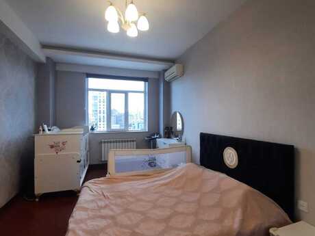 Kirayə 3 otaqlı mənzil, 130 m², Gənclik: 1 200 ₼/ay 3