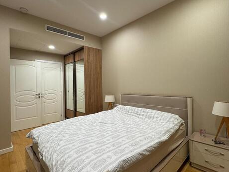 Kirayə 2 otaqlı mənzil, 80 m², Port Baku Residence: 2 500 ₼/ay 4