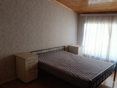 Kirayə 3 otaqlı mənzil, 135 m², 8 Noyabr: 210 ₼/ay 3