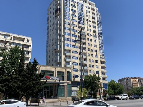 3 otaq · 138 m² · 13/17 mərtəbə, Xalqlar Dostluğu