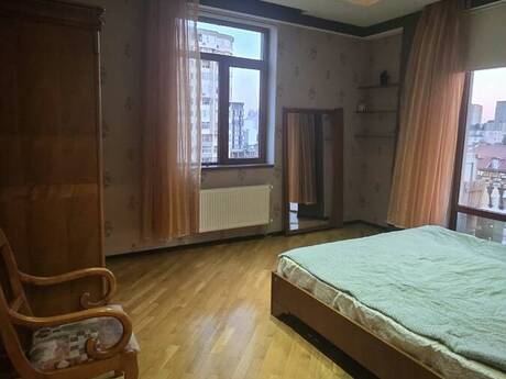 3 otaqlı mənzil, 135 m², Nizami: 450 000 ₼ 5