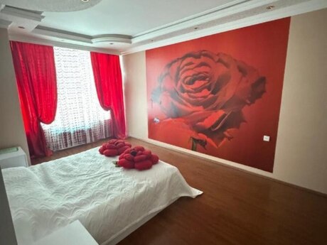 Elan №6402030 - Bakı, Gənclik m., 4 otaqlı, 191 m², 9/21 mərtəbə
