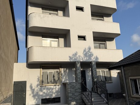 Elan №6402058 - Bakı, İnşaatçılar m., 3 otaqlı, 80 m², 1/4 mərtəbə
