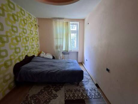 Elan №6402077 - Bakı, Elmlər Akademiyası m., 3 otaqlı, 65 m², 1/5 mərtəbə