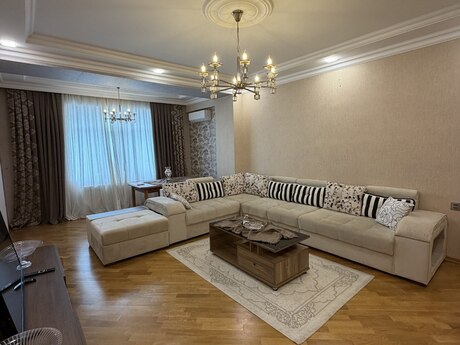 3-room apartment, 126 m², Badamdar: 343 000 ₼ 2