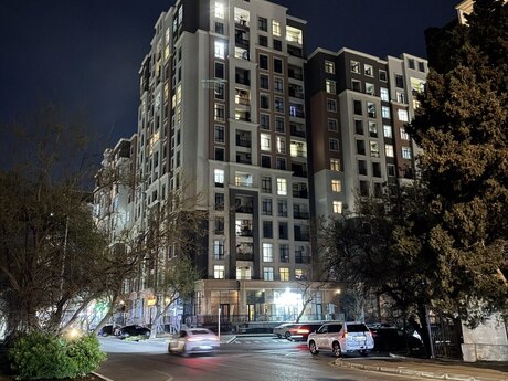 Объявление №6402108 - Баку, м. Кара Караев, 3-комн., 128 м², 4/15 этаж